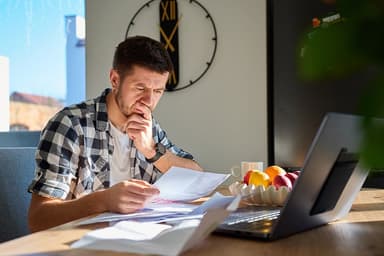 Using SMART Goals to Reduce Your Debt
