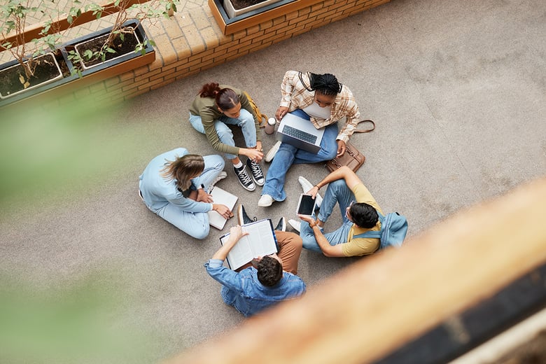 How to Avoid Student Loan Debt